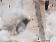 ​Spod gruzów wieży zawalonej w Rzymie wydobyto rannego robotnika