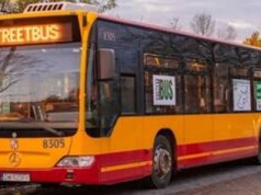Streetbus znów kursuje po Wrocławiu. Jaką trasą jeździ autobus dla bezdomnych?