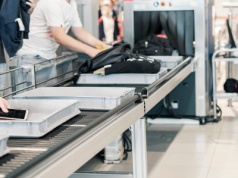 Na lotnisku w Polsce mają pracować nawet po 30 godz. 