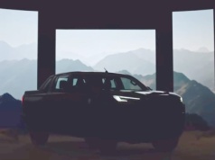 Nowa Toyota Hilux EV może trafić do sprzedaży w 2026 roku. Głównie na Bliski i Daleki Wschód czy powalczy z Cybertruckiem?