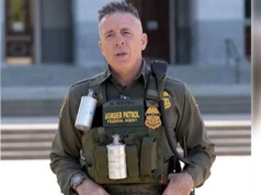 Gregory Bovino: Gdybym miał więcej gazu to bym go użył podczas akcji imigracyjnej w Chicago