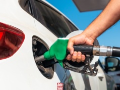 Tankujesz pod korek? Ryzykujesz kosztowną naprawą