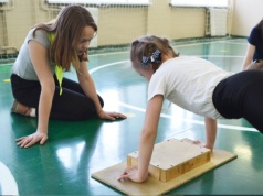 Czy dziecko musi być ubezpieczone w szkole? Stanowisko resortu jest jasne