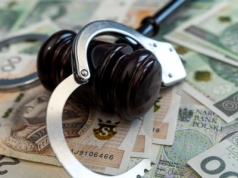 Firmy oskarżane o wyłudzanie dotacji covidowych z PFR. Precedensowa sprawa przed sądem w Katowicach