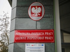 Inspektor przekształci umowę jednym podpisem. Biznes boi się kosztów i prawnego chaosu