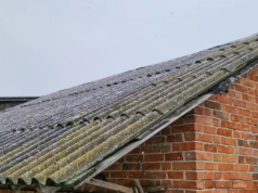 Wymiana dachu z azbestem – wydłużenie terminu dla rolników już pewne