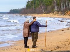 Ile trzeba chodzić, żeby obniżyć ciśnienie? Kardiolodzy radzą, żeby zacząć od tej liczby kroków