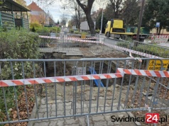 Bez chodników i przejść dla pieszych. Problemy mieszkańców podczas remontu ul. Westerplatte