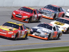 Powstanie serial o wyścigach Nascar. Za sterami twórca Marco Polo