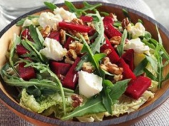 Włoska sałatka w nowej wersji. Jest tak pyszna, że teraz robię na okrągło