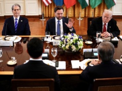 Nowa zimna wojna zawisła nad Europą. USA wkraczają do nuklearnego wyścigu zbrojeń. To może być dla nas dobre - do czasu