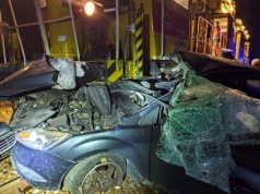 Wypadek na przejeździe kolejowym. Ranna kobieta w ciąży