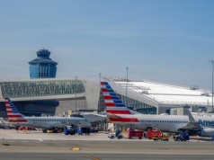 Setki lotów odwołanych w USA. Paraliż budżetowy uderza w podróżnych