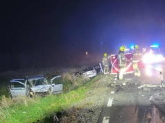 Czołowe zderzenie w regionie. Jedna osoba nie żyje, sprawca pijany