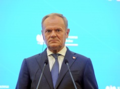 Tusk: Prezydent zablokował promocję oficerów wywiadu. Nawrocki: Premier kłamie