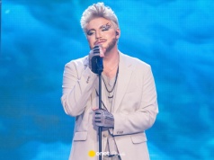 Krystian Ochman poza podium. Fani programu 