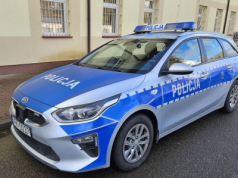 24-latka busem wjechała w naczepę ciężarówki