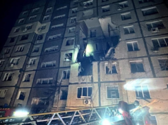 Nocny atak Rosjan. Dron uderzył w blok, są ofiary i ranni