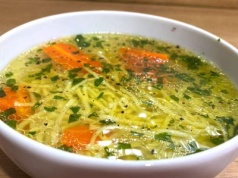 Prosty trik na mega klarowny rosół. Mała zmiana, nie lada efekt