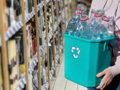 System kaucyjny wolno się rozkręca. Polacy niechętnie oddają opakowania. Widać też pierwsze kłopoty