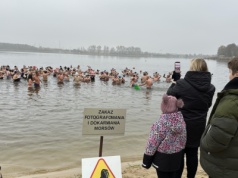 Morsy Konin na rozpoczęciu sezonu. Zimna woda, gorące emocje