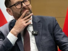 „Najwybitniejszy polski menedżer”. Burza przed przesłuchaniem Obajtka