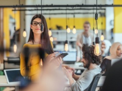 Koniec taniej siły roboczej. Polskie centra usług stawiają na specjalistów