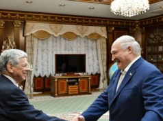 Trump liczy, że Łukaszenka uwolni kolejnych 50 więźniów politycznych