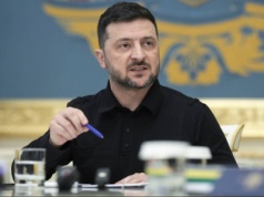 Zełenski ostrzega przed planami Kremla. "Testuje czerwone linie NATO"