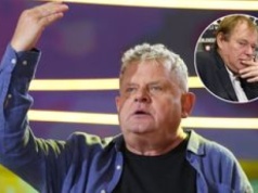 Kazik Staszewski ŻĄDA zwrotu materiałów upamiętniających ojca. W ich posiadaniu jest znany reżyser