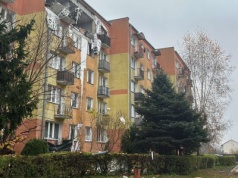 Eksplozja w mieszkanu, mieszkańcy bloku ewakuowani