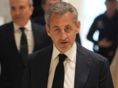 Zwrot ws. Sarkozy'ego. Były prezydent wychodzi na wolność