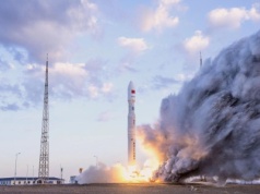 Chiny kolejny raz biją rakietowy rekord