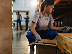 Po raz pierwszy od dawna bilans reemigracji na plus. Powroty z zagranicy to szansa dla polskiego rynku pracy