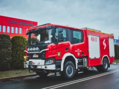 Strażacy z Międzylesia mają nowy ciężki wóz