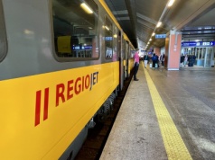 RegioJet szykuje skargę do KE: Pociągi na trasie Warszawa - Kraków dyskryminowane