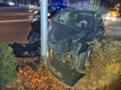 Dwa golfy zderzyły się. Sprawca był pijany (ZDJĘCIA, z REGIONU)