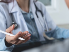 Ich akcje wzrosły dziś o 130 proc. Inwestorzy widzą potencjał w leku na raka