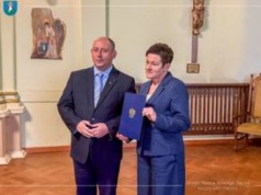 Władze Nowego Sącza z zarzutami. Premier wyznaczył zastępcę