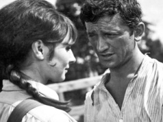 Polsat pokaże komedię, którą kocha każdy Polak. Wszyscy znają te filmy