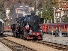 Pociąg wolności i autobusy MPK na jednej trasie! Historyczna podróż z Nowego Sącza do Krynicy już 11 listopada