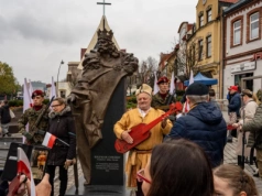 Pomnik Bolesława Chrobrego został odsłonięty