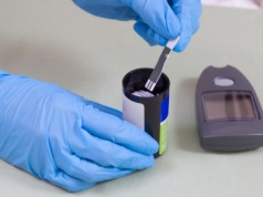 Nowy raport: Ponad połowa pacjentów z cukrzycą choruje także na inne schorzenia