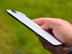 Czarne chmury nad iPhone’em Air 2. Powodów się pewnie domyślacie