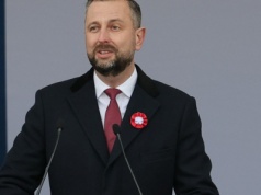 Szef MON o Ukrainie: antyukraińskie nastroje nie służą polskiej racji stanu