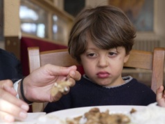Twoje dziecko wcale nie musi być niejadkiem. Pediatra: 