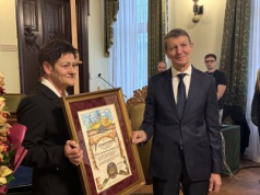 Andrzej Czerwiński honorowym obywatelem Nowego Sącza