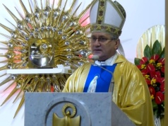 Bp Muskus w Dniu Niepodległości krytykuje nacjonalizm. Mówi o przyjmowaniu imigrantów