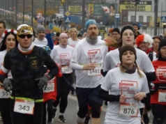 Na sportowo oraz w zadumie wspomnieliśmy 107 rocznicę odzyskania przez Polskę niepodległości