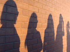 Rynek pracy w USA słabnie. Firmy redukują średnio ponad 11 tysięcy etatów tygodniowo